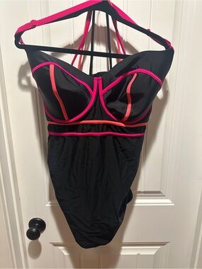 NWT Cacique Black with Pink & Coral Trim Tankini Top Built in Bra 38H
